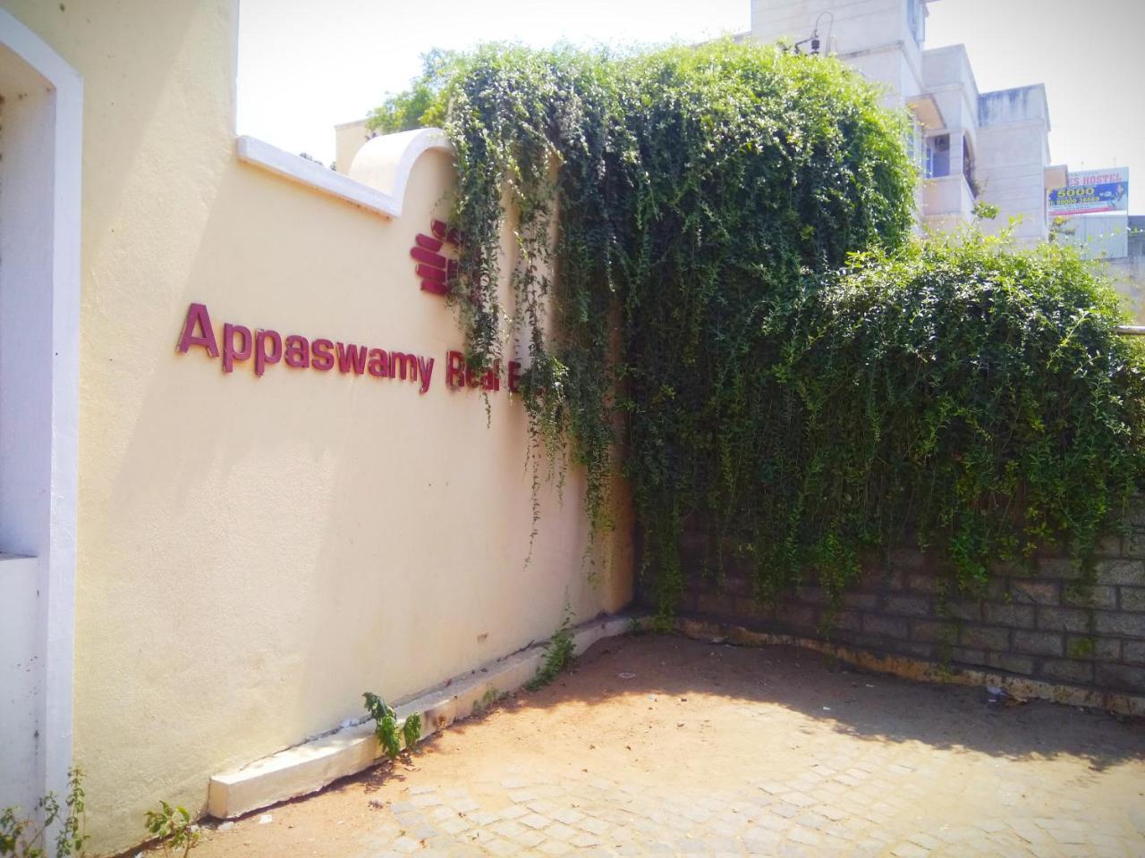 Beach Penthouse, Chennai Bed and Breakfast Exteriör bild